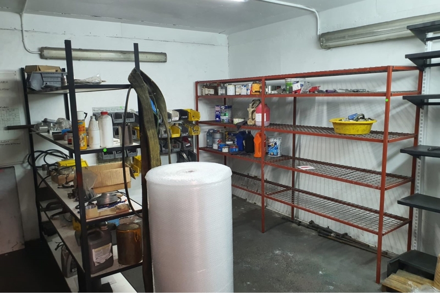 Commercial Property for Sale in Sidwell Eastern Cape